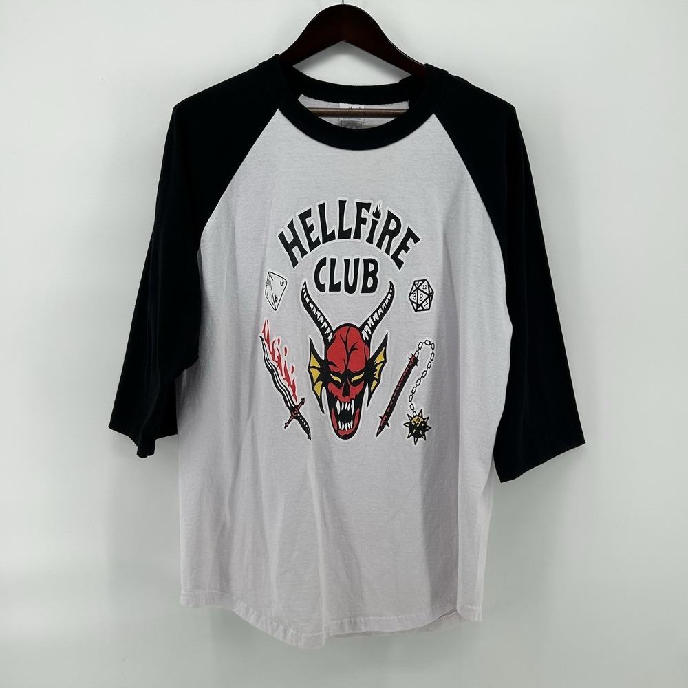 Stranger Things Hellfire Club Shirt Mens XL Shaka Active Raglan Baseball Tee
